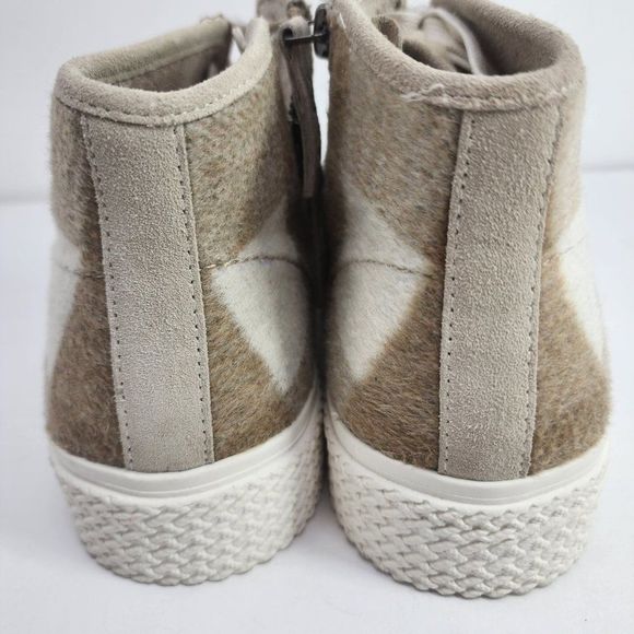 Dolce Vita Veola Checkered Plush Hightop Tan Sneakers, Women's 9.5 - Picture 4 of 7